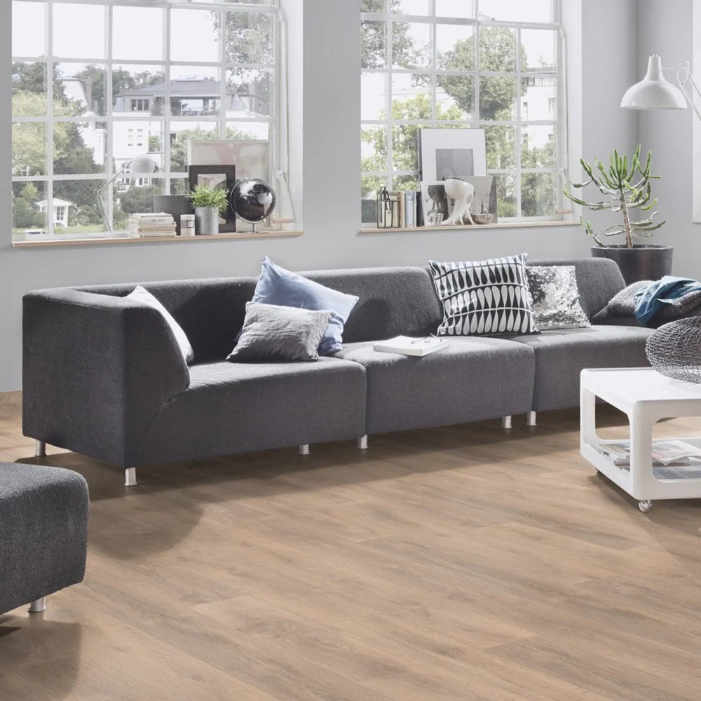 Blonde Oak - Supernatural Classic 8mm Laminate Flooring - Image 4