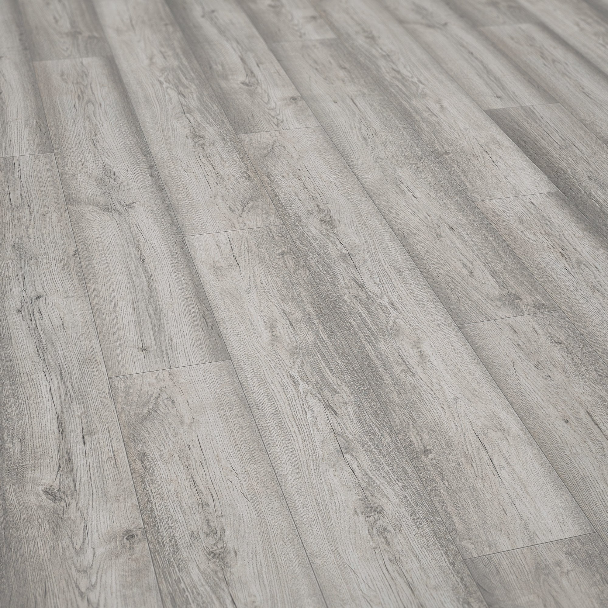 Dartmoor Oak - Vario Supernatural 8mm Laminate Flooring - Image 2