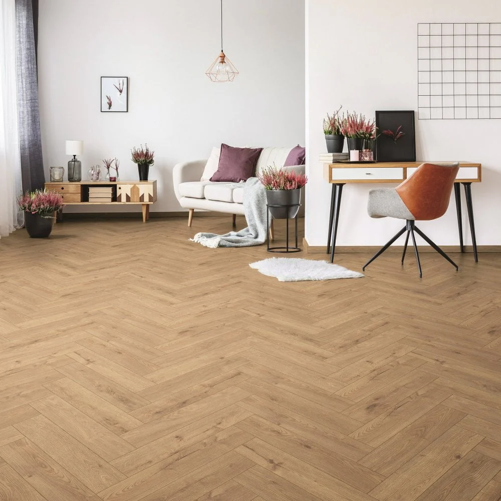 Sundance Oak - Herringbone 8mm Laminate Flooring