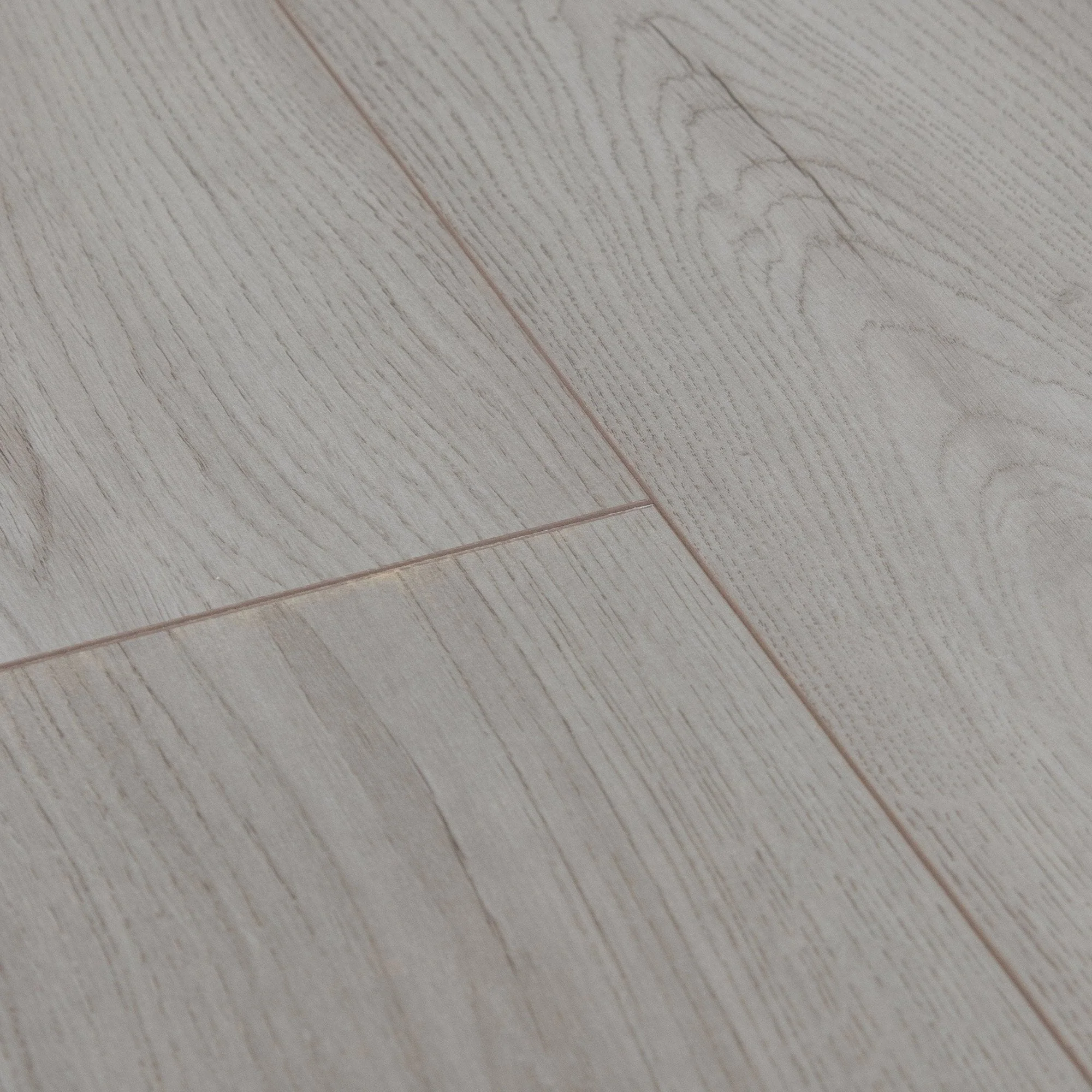 Century Oak Grey - Advanced 8mm Laminate Flooring - Image 4