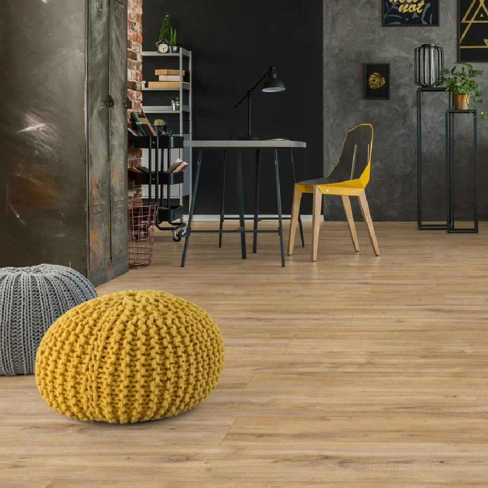 Montmelo Nature Oak - Exquisite Plus 8mm Laminate Flooring - Image 11