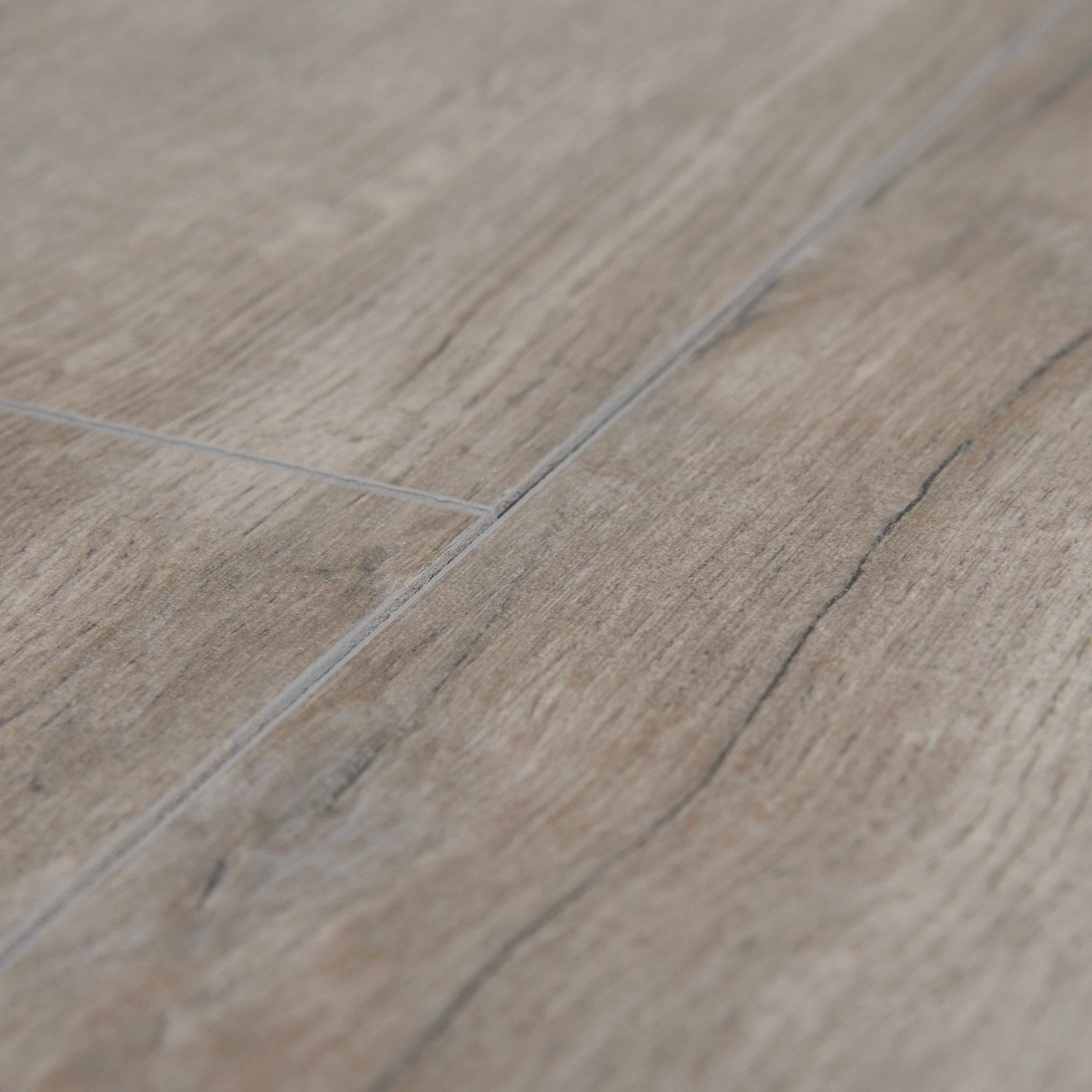 Montmelo Silver Oak - Amazone 10mm Laminate Flooring - Image 3