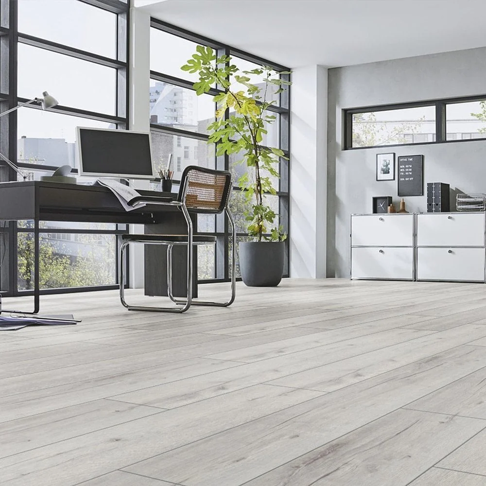 Rip Oak White - Robusto Villa 12mm Waterproof Laminate Flooring - Image 10