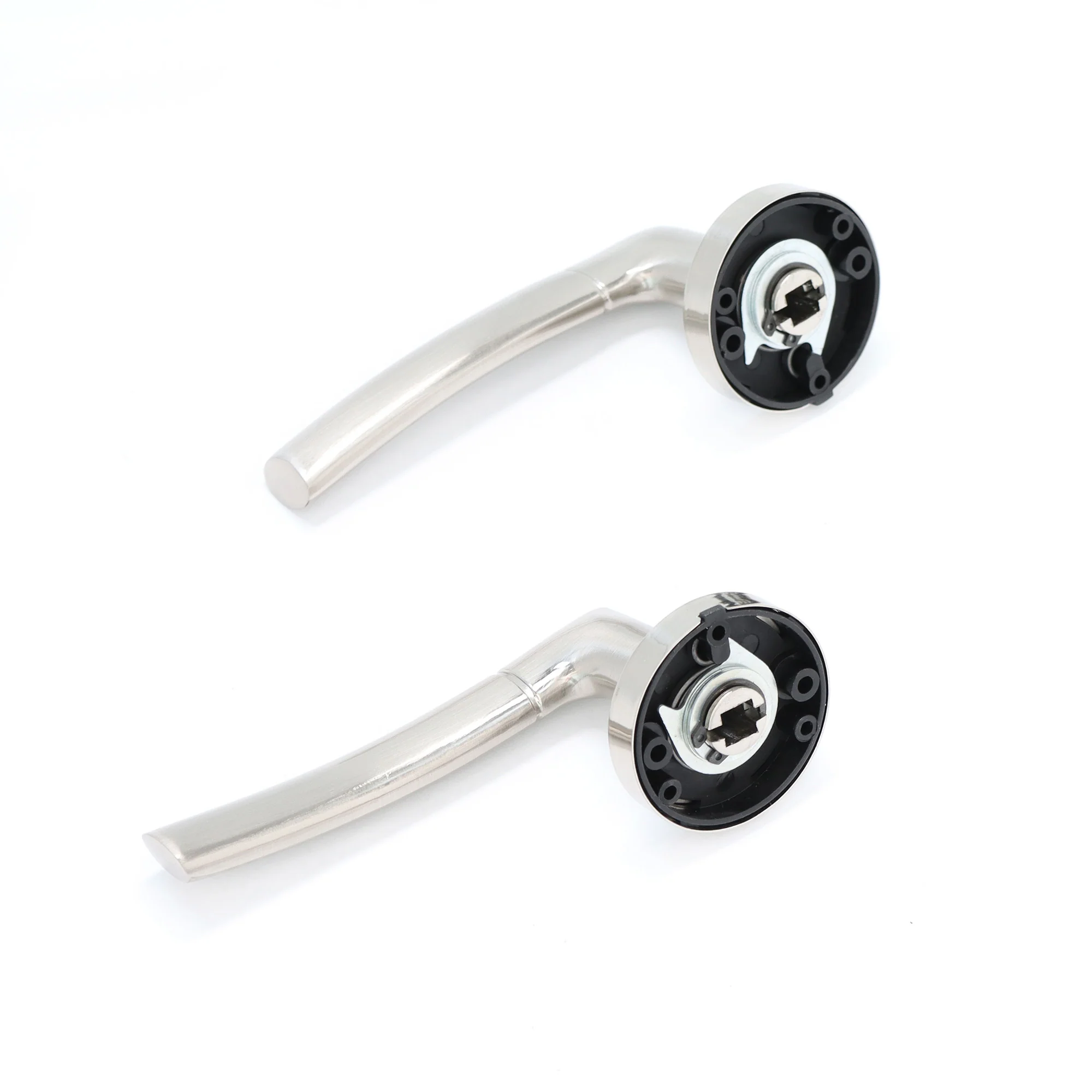 Lifestyle Alcor Lever on Round Rose Handle Set - Polished Chrome - Image 5