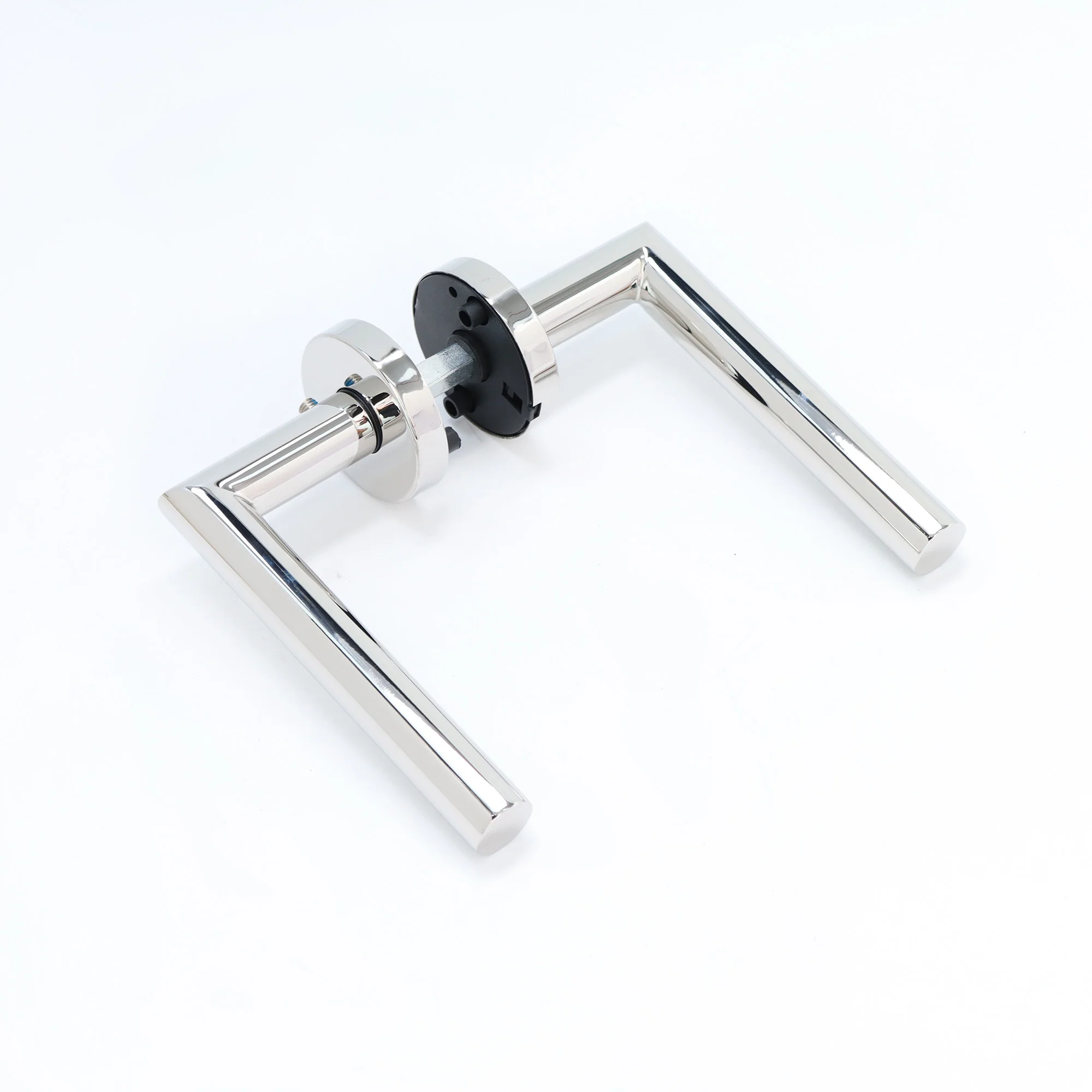 Lifestyle Alpha Lever on Round Rose Handle Set - Polished Chrome
