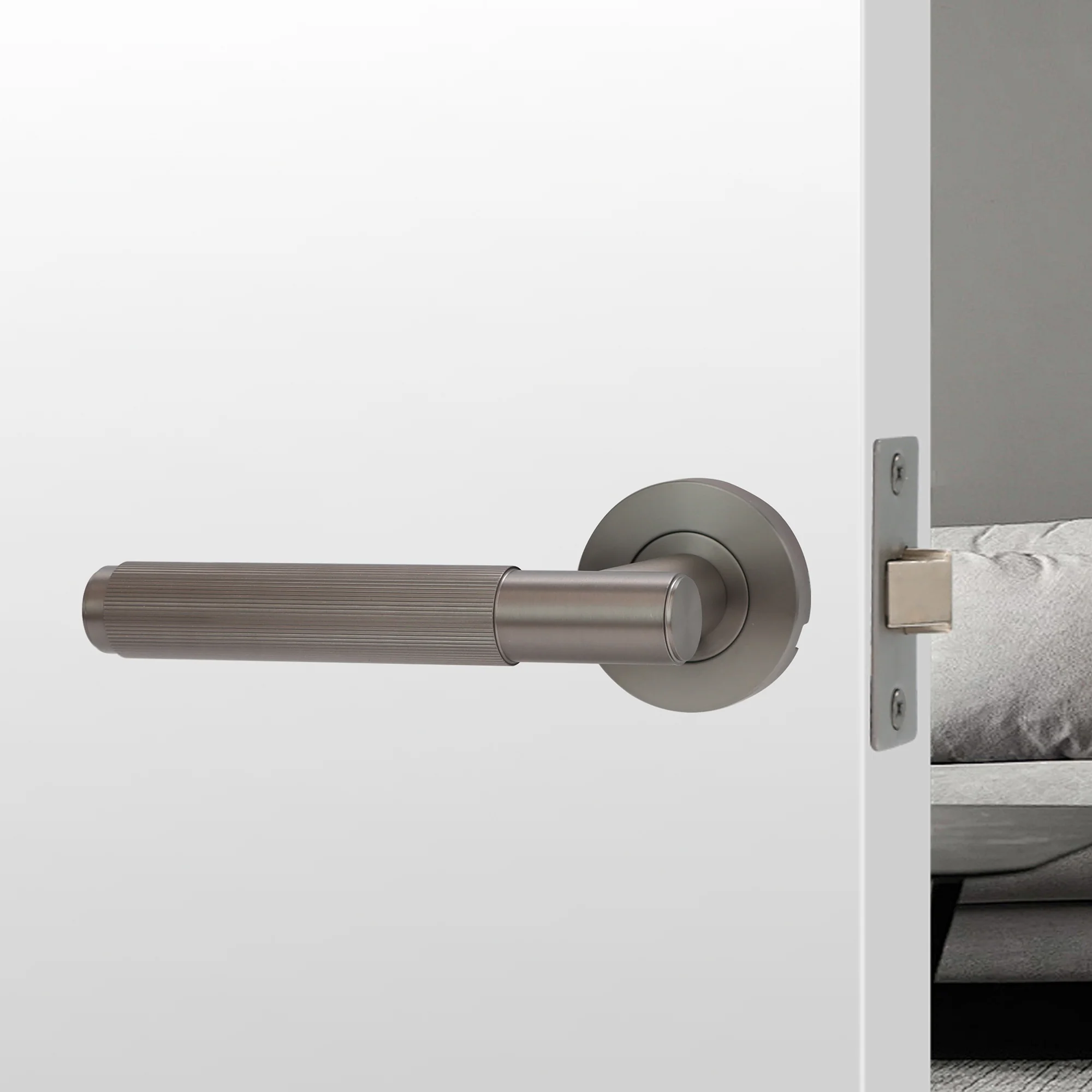 Fluted Lever on Round Rose Door Handle Set - Gun Metal - Image 2