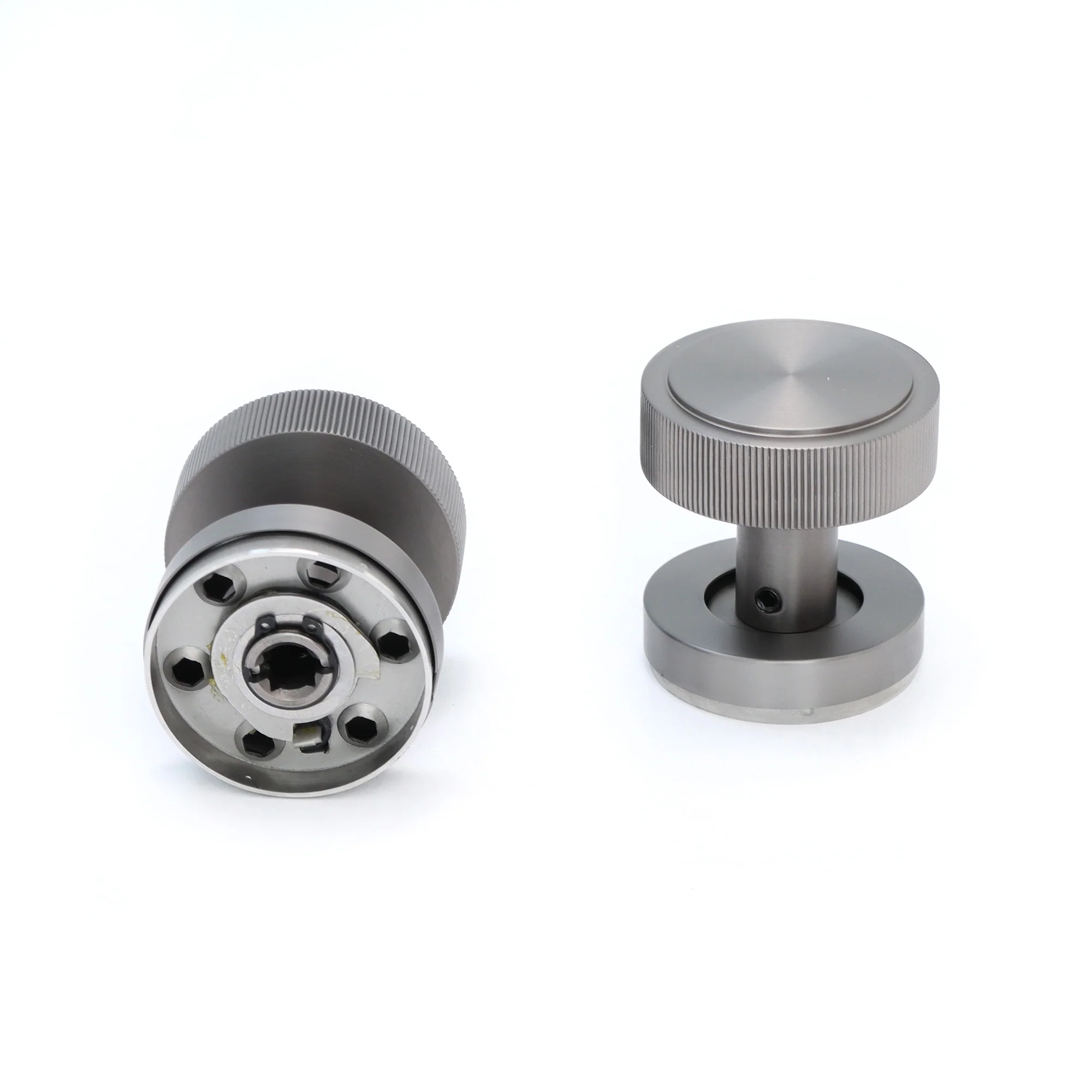 Fluted Round Rose Door Knob Set - Gun Metal - Image 2