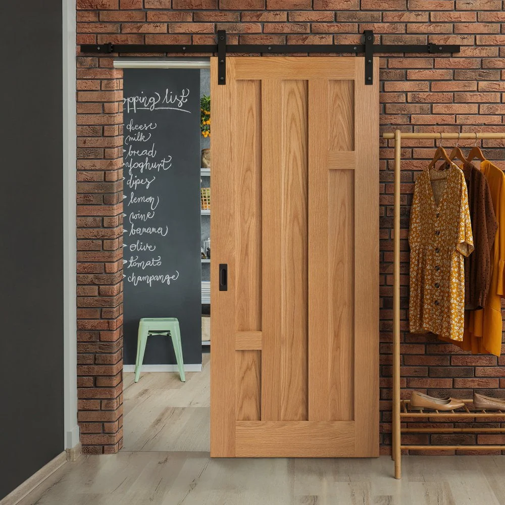 Oak Internal Fully Finished Stamford 5 Panel Sliding Door - Black Face Mounted