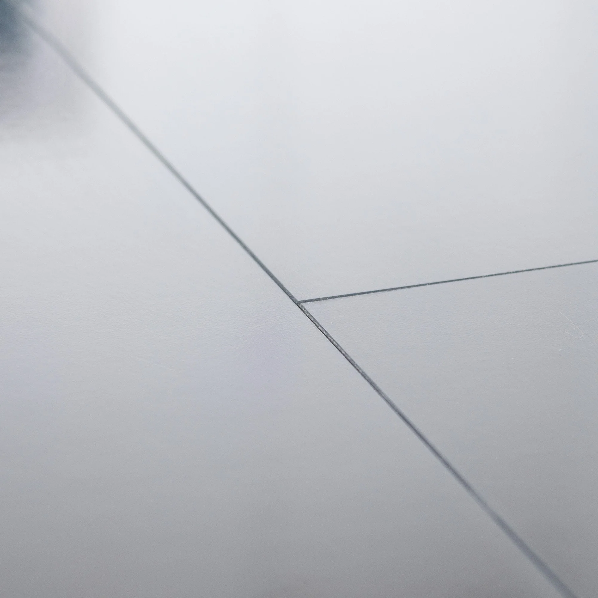 Black - Lustre Stone 8mm High Gloss Laminate Flooring - Image 3