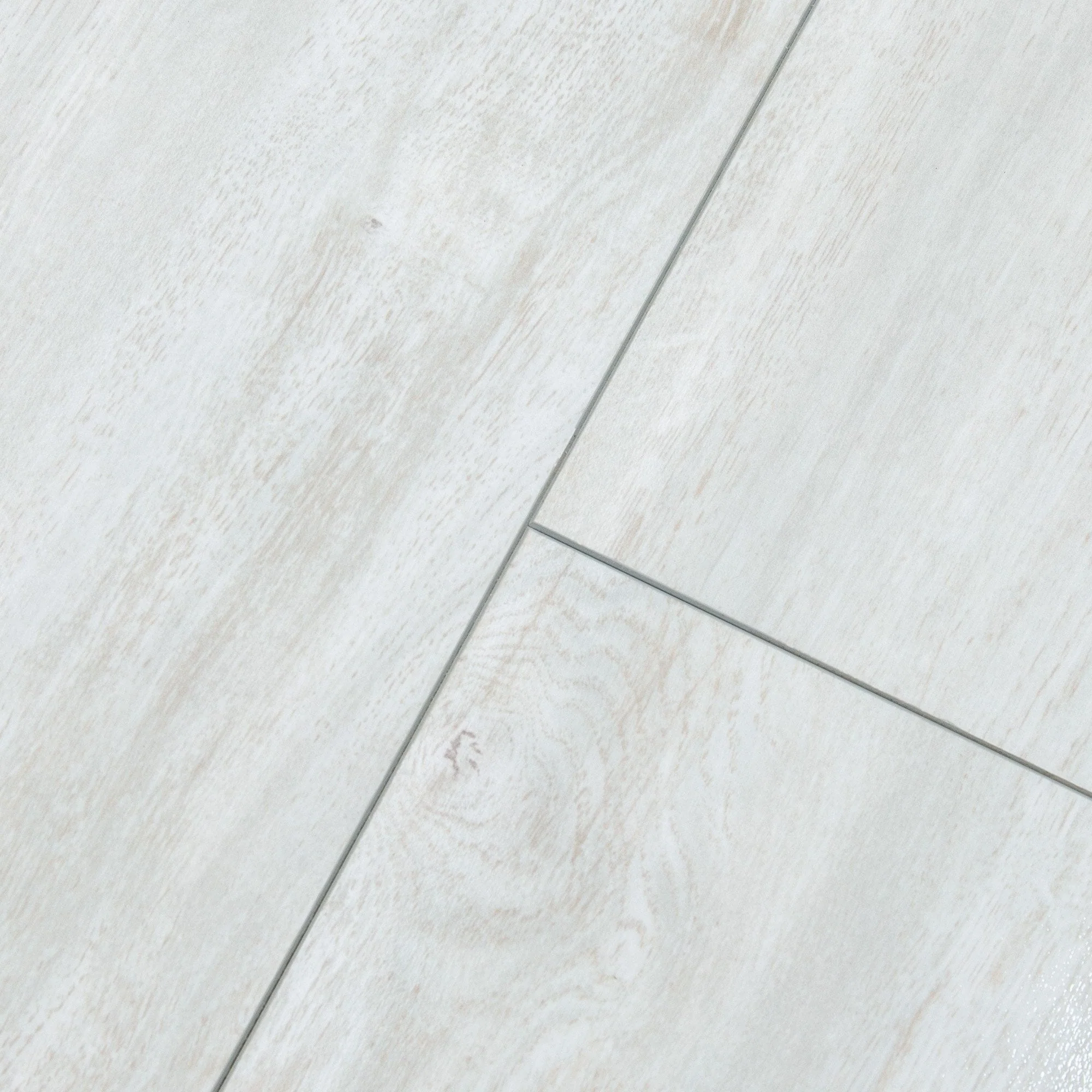 County Oak - Lustre 8mm High Gloss Laminate Flooring - Image 4
