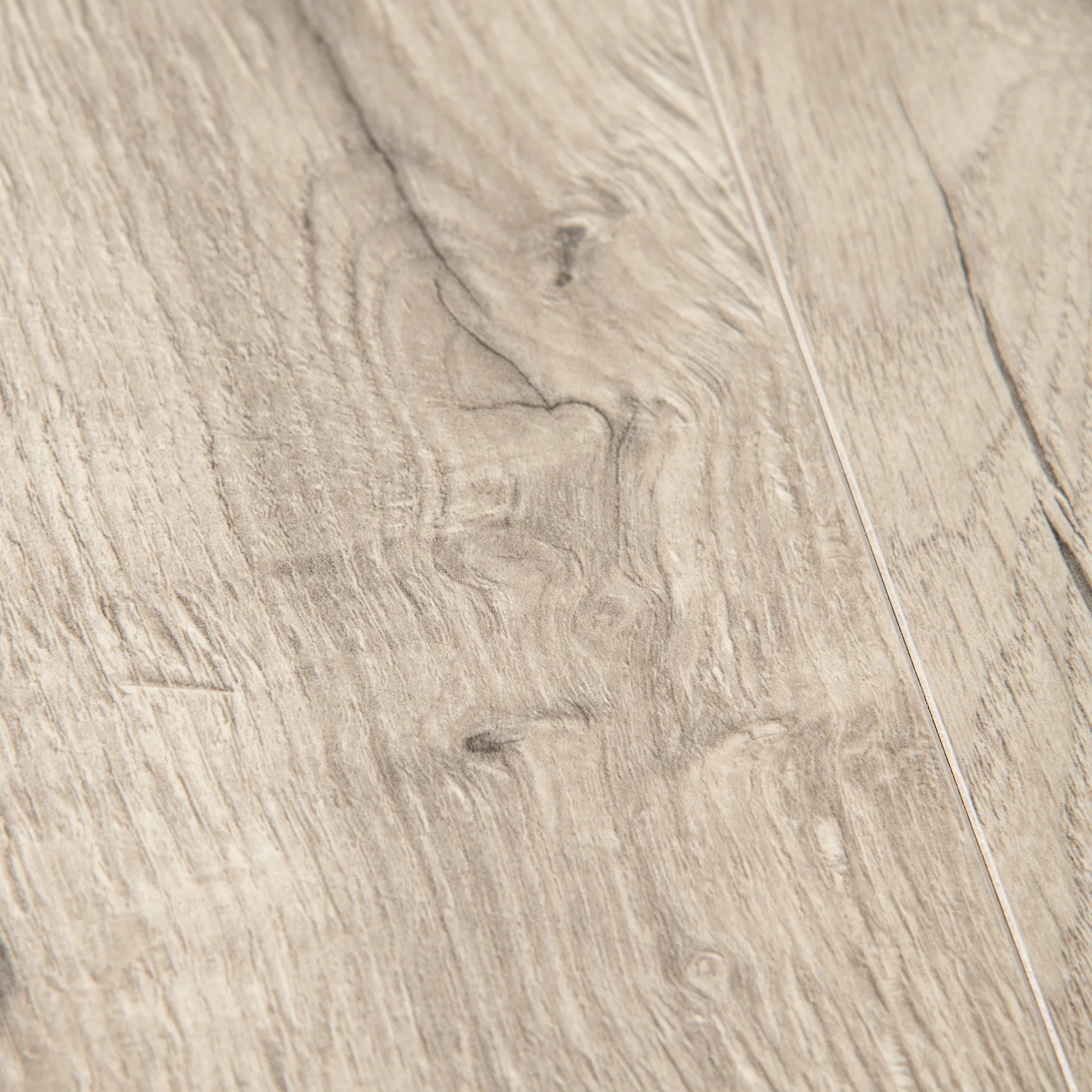 Light Creme Oak - Wood Essence Aqua Water Resistant 12mm Laminate Flooring - Image 5